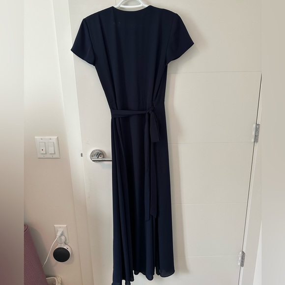 Aritzia Babaton Wrap Dress with Slit - Sz Small - Picture 3 of 3
